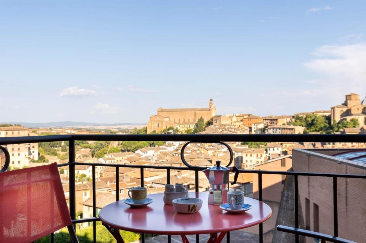 Siena Historic Center Stylish Flat With Balcony! Apartment Екстериор снимка