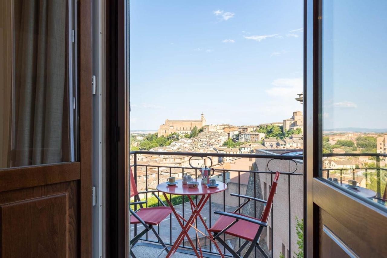 Siena Historic Center Stylish Flat With Balcony! Apartment Екстериор снимка